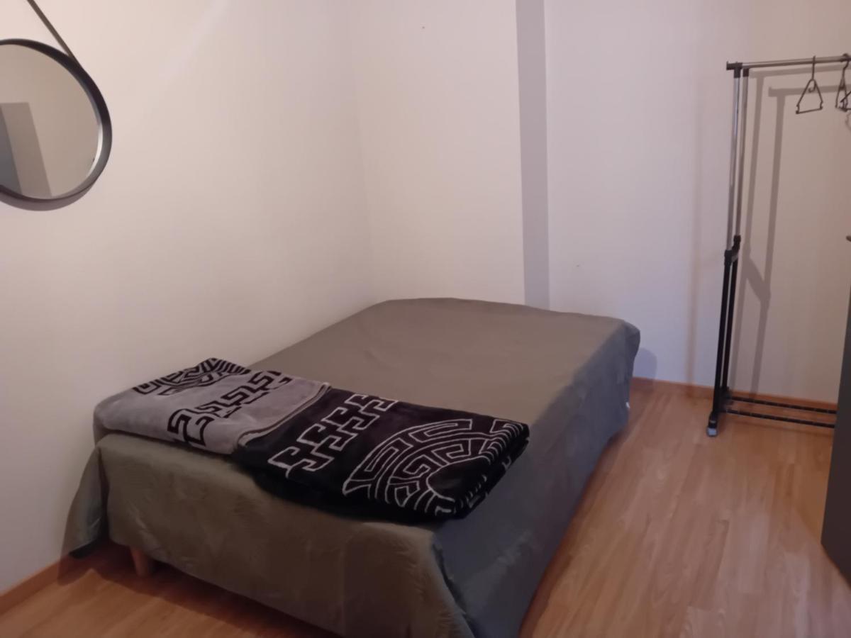 Une Maison En Ville Saint-Denis  Exteriör bild
